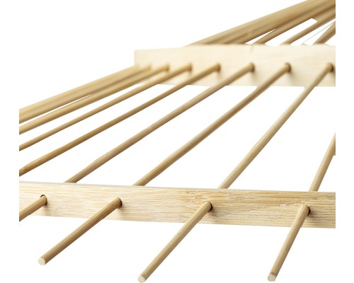 Detaljvy av en torkställning av trä