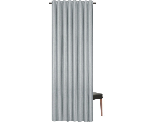 Grå gardin med veckbandsupphängning