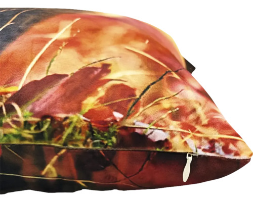 Prydnadskudde med dragkedja och höstlövsmönster