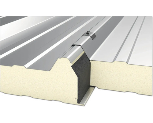 Profilerad plåt med isolering i tvärsnitt