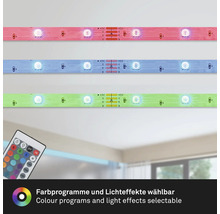 LED-remsa med fjärrkontroll för att välja färgprogram och ljuseffekter.