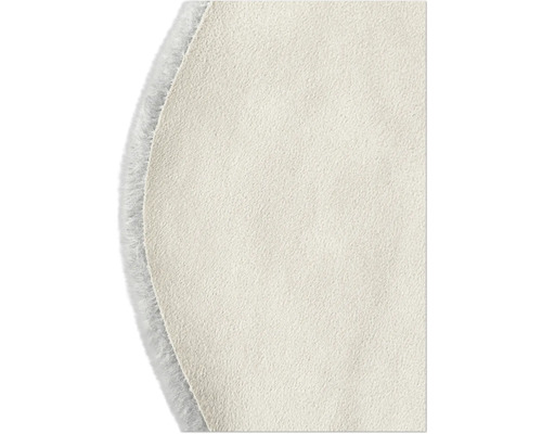 Rund matta med lurvig kant