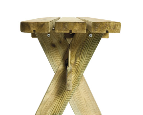 Detaljvy av ett träbord med kryssben