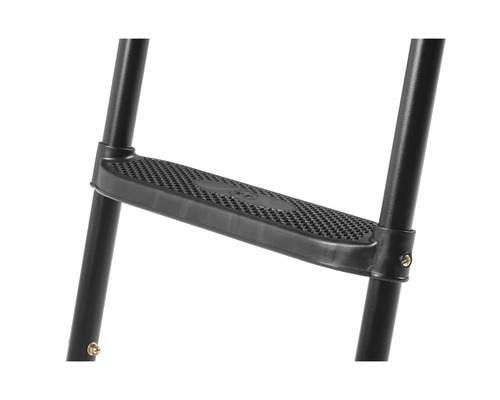 Detaljbild av en trampolinsteg av plast