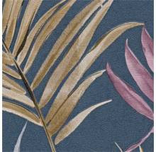 Närbild av en strukturtapet med bladmönster