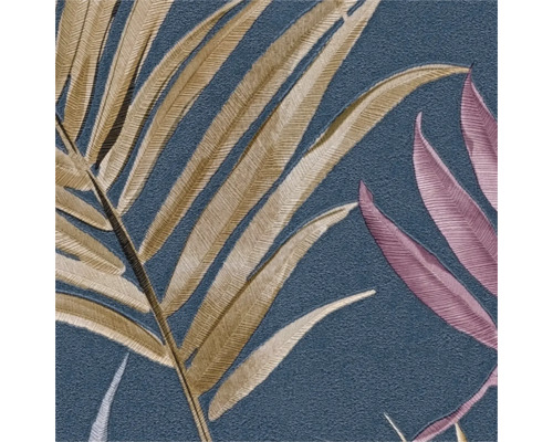 Närbild av en strukturtapet med bladmönster