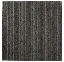 Mattplatta med randigt mönster