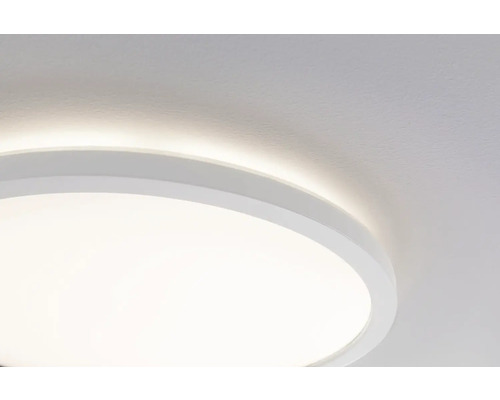 Vit LED-taklampa i taket