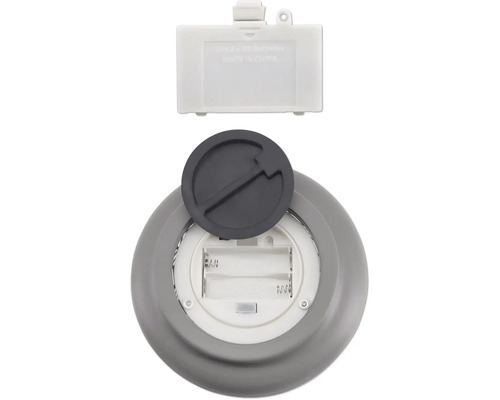 Batterifack på en lampa, öppen