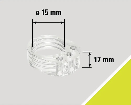 Transparent adapter med en höjd på 17 millimeter och en diameter på 15 millimeter.