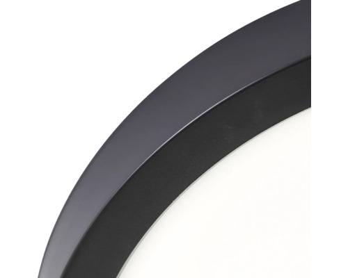 Detaljbild av en rund taklampa