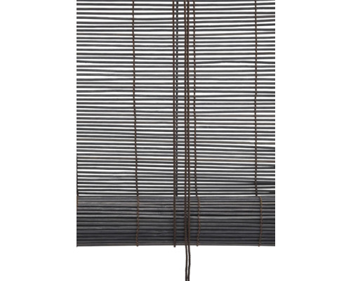 Insynsskyddande rullgardin i trä med dragsko