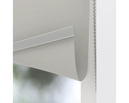 Detaljvy av en rullgardin med kedjedrift