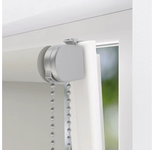 Rullgardin på fönster med kedjedrag