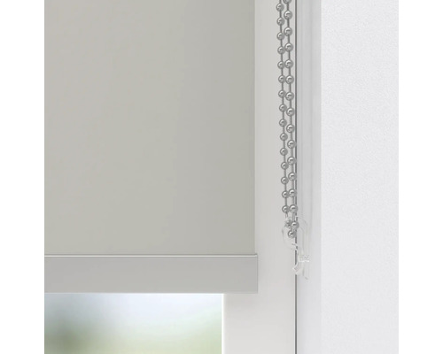 Detaljvy av en rullgardin med kedjemekanism