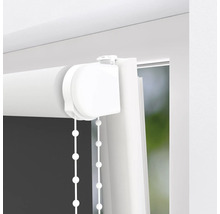 Detaljvy av en rullgardin med kedjedrag för fönsterdekoration