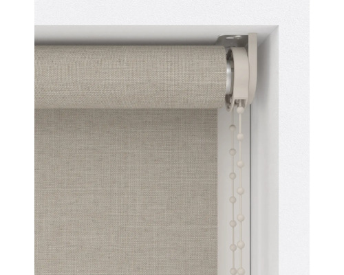 Rullgardin vid fönstret för ljusreglering