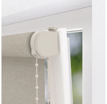 Detaljvy av en rullgardin med kedjedrag för fönsterdekoration