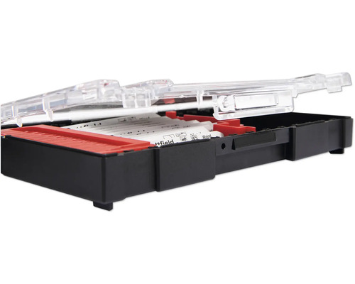 Sticksågsblad set i öppnad förvaringslåda