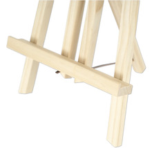 Trästaffli för konsttillbehör