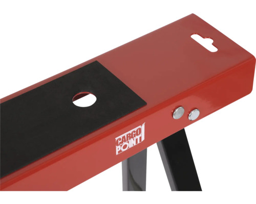 Cargo Point Logo. Bock med halkfri yta för säkert arbete.