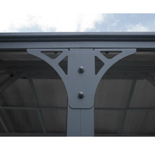 Detaljvy av en paviljongstolpe med takfäste