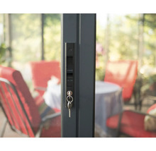 Lås till altandörr med nycklar