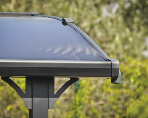 Detaljvy av en trädgårdspaviljong med tak och stödjande konstruktion