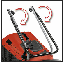 Detaljvy av en gräsklippare som visar handtagets hopfällbara funktion med pilar.