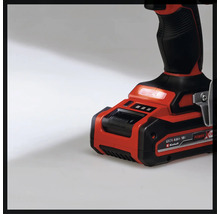 Närbild av en Einhell sladdlös skruvdragare med 4.0Ah 18V batteri.