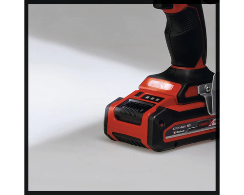 Närbild av en Einhell sladdlös skruvdragare med 4.0Ah 18V batteri.