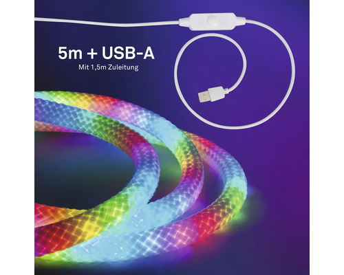 Fem meter lång LED-ljusslinga med USB-A-anslutning, en komma fem meter anslutningskabel, med strömbrytare och färgad belysning.