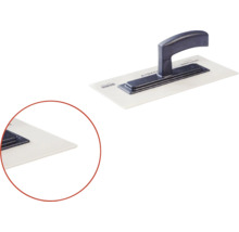 Glättare med plastblad och handtag