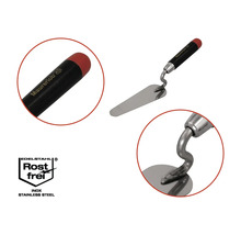 Murarslev med rostfritt stålblad och svart handtag