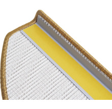 Detalj av en trappstegsmatta med fästlist