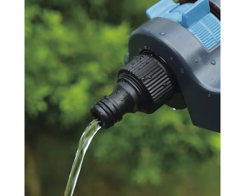 Trädgårdsslangkoppling med vattenflöde