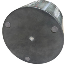 Cylinderformad sockel med rund bas och fötter