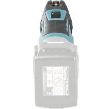 Detaljvy av ett Makita batterigränssnitt med ett 18 Volt litiumjonbatteri och ett skjutreglage.
