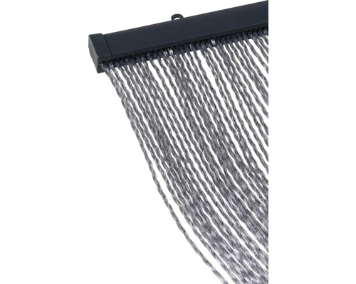 Gardin av flätade snören med upphängningsskena