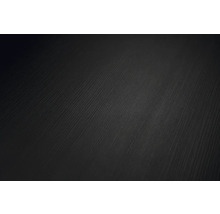 Närbild på en svart yta med fin, linjär träådring.