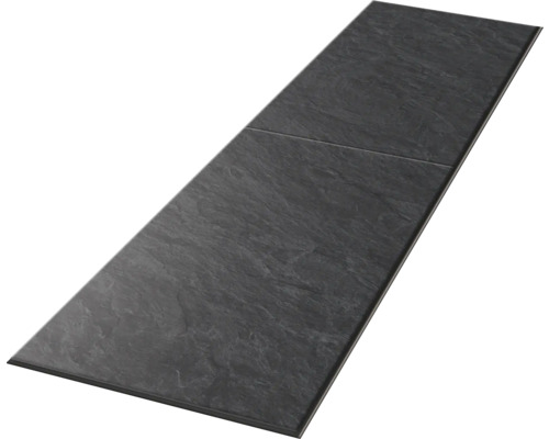 Rektangulär golvplatta i skifferoptik med strukturerad yta.