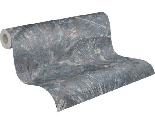 Non-woven tapet på rulle med strukturerat stenutseende och marmoreffekt i grått och blått.