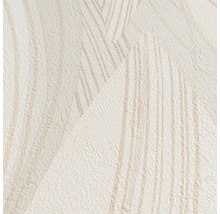 Närbild av en beige strukturerad tapet med ett mönster av abstrakta våglinjer och en lätt skimrande yta.