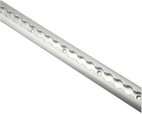 Halvrund lastsäkringsskena i aluminium med förborrade monteringshål.