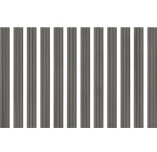 Väggpanel med vertikala ribbor och trästruktur.