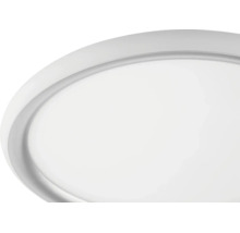 Närbild på en rund platt LED-panel för tak eller vägg med en smal ram.