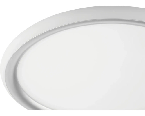 Närbild på en rund platt LED-panel för tak eller vägg med en smal ram.