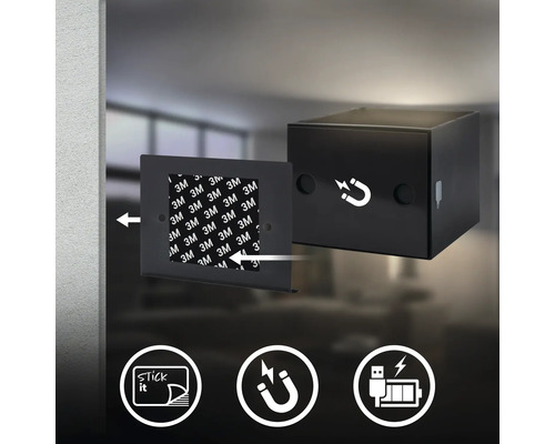 Fyrkantig LED vägglampa med magnetfäste och självhäftande platta för väggmontering, laddningsbar via USB.
