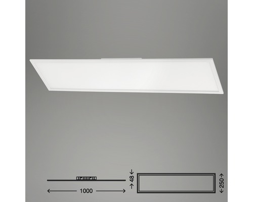 Rektangulär LED-taklampa med måtten 1000 x 250 millimeter och en tjocklek på 48 millimeter.