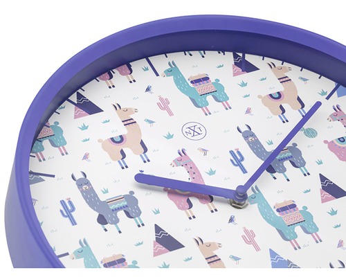 Väggklocka med lamamönster